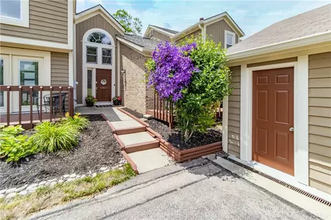 11815 Vaukvalley Ln, Cincinnati, OH 45249