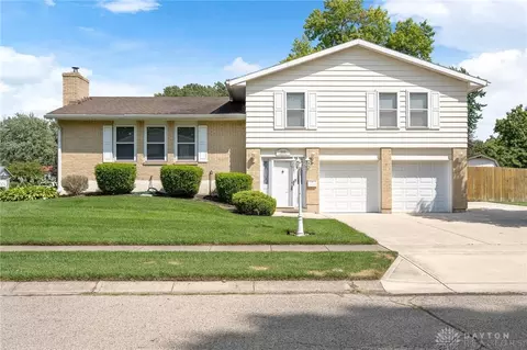 5095 Sweetleaf Dr, Dayton, OH 45424
