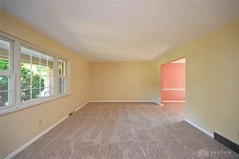 9572 Millbrook Dr, Cincinnati, OH 45231 photo 6