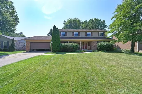 9572 Millbrook Dr, Cincinnati, OH 45231 photo 2