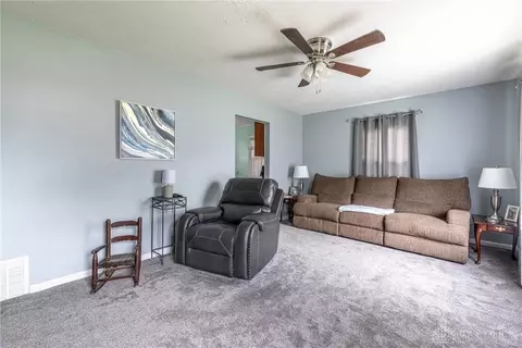 51 Cherokee Dr, Hamilton, OH 45013 photo 2