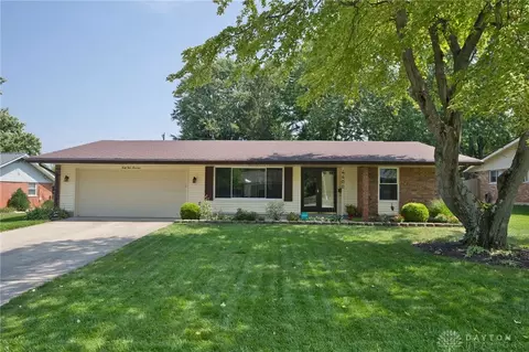 4400 Fernbrook St, Dayton, OH 45440