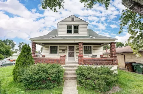 617 S Maple Ave, Fairborn, OH 45324