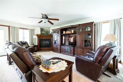 5834 Willow Chase Cir, Springfield, OH 45502 photo 4