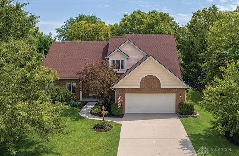 7112 Lookout Ct, Liberty, OH 45011