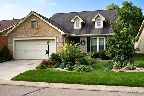 1446 Weatherfield Ct, Centerville, OH 45459