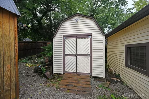 3872 Meyerfeld Ave, Cincinnati, OH 45211 photo 35