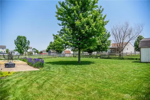 9 Heron Dr, Amelia, OH 45102 photo 3