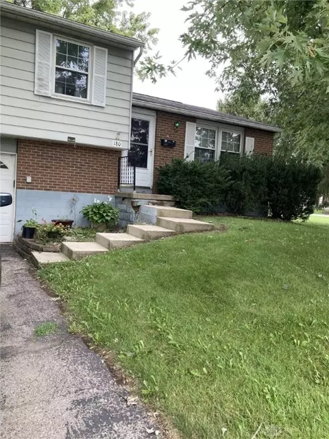 180 Woburn Farm Cir, Union, OH 45322