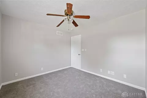 806 Picket Way, Cincinnati, OH 45245 photo 26