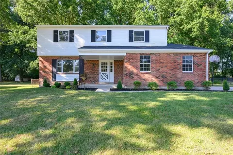 806 Picket Way, Cincinnati, OH 45245