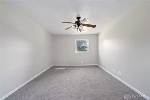 806 Picket Way, Cincinnati, OH 45245 photo 33