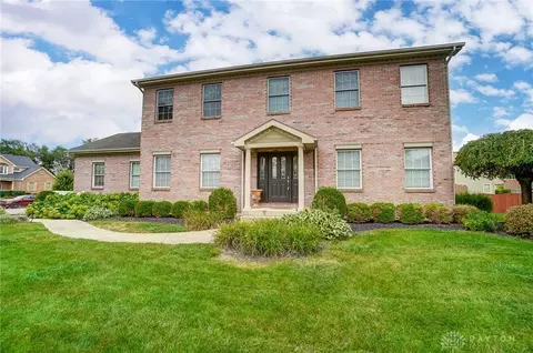847 Aspen Dr, Tipp City, OH 45371