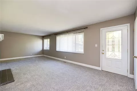 720 Hollendale Dr, Kettering, OH 45429 photo 6