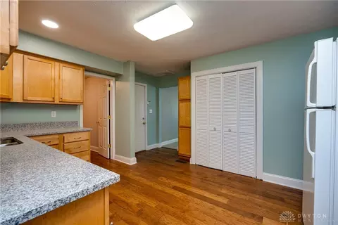 720 Hollendale Dr, Kettering, OH 45429 photo 11