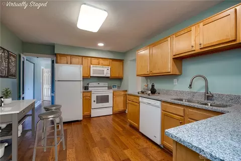 720 Hollendale Dr, Kettering, OH 45429 photo 12