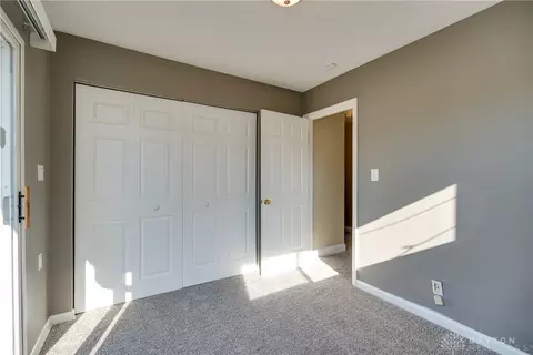 720 Hollendale Dr, Kettering, OH 45429 photo 30