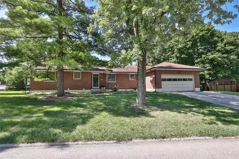 3014 Dahlia Dr, Dayton, OH 45449