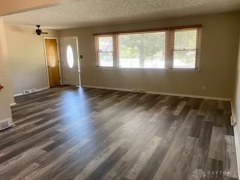 1533 Forrer Blvd, Dayton, OH 45420 photo 7