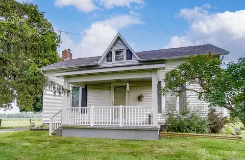 8443 E Troy Urbana Rd, Casstown, OH 45312