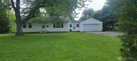3744 Woodman Dr, Kettering, OH 45429