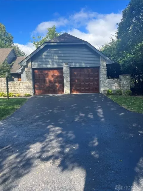 503 Cottingwood Ct, Kettering, OH 45429 photo 3