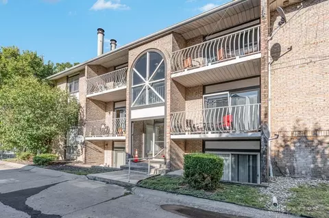2431 Montana Ave #6, Cincinnati, OH 45211