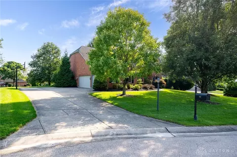 30 Colonial Way, Springboro, OH 45066 photo 2