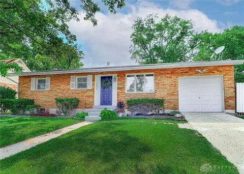 11575 Framingham Dr, Forest Park, OH 45240