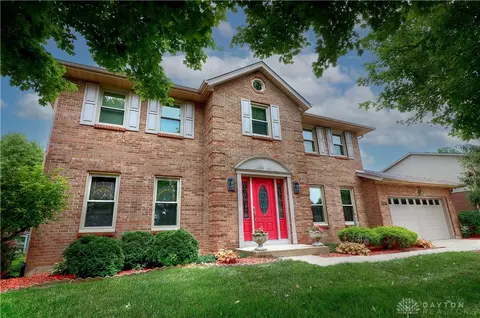 2234 Bevington Ln, Hamilton, OH 45013