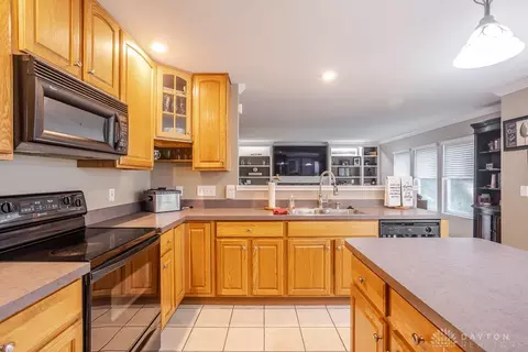 463 Gablefield Ct, Cincinnati, OH 45255 photo 38