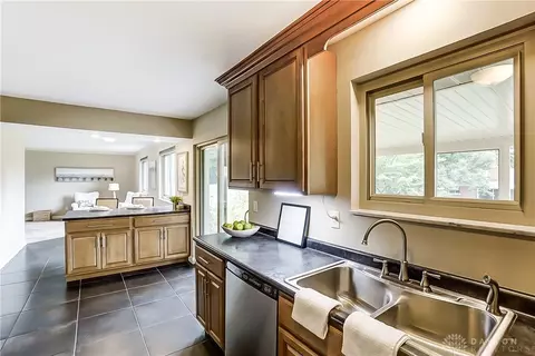 3307 Highgrove Pl, Kettering, OH 45429 photo 16