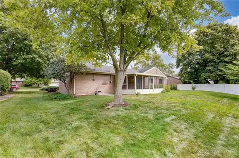3307 Highgrove Pl, Kettering, OH 45429 photo 8