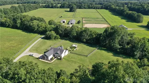 4870 Edwardsville Rd, Clarksville, OH 45113