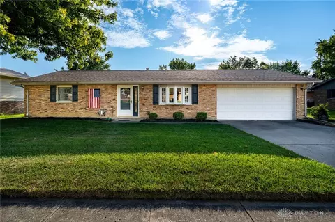 550 Poplar Dr, Tipp City, OH 45371