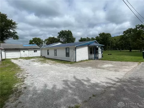 4844 Alpha Rd, Springfield, OH 45504