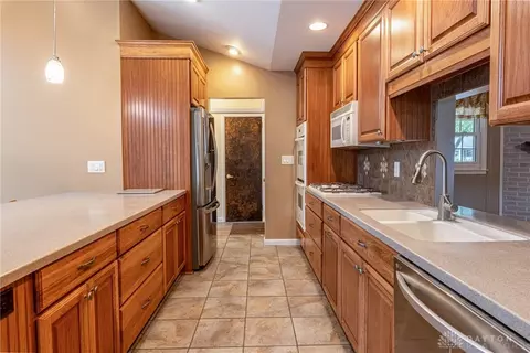 1916 Stayman Dr, Kettering, OH 45440 photo 8