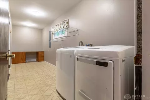 1916 Stayman Dr, Kettering, OH 45440 photo 26