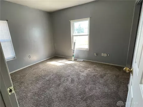 16 E Mclaughlin Ave, Fairborn, OH 45324 photo 6