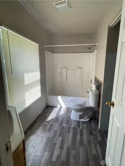 16 E Mclaughlin Ave, Fairborn, OH 45324 photo 8