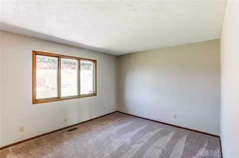 700 Santa Monica Ave, Springfield, OH 45503 photo 15