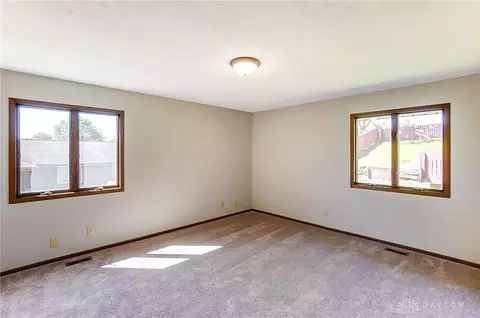 700 Santa Monica Ave, Springfield, OH 45503 photo 12