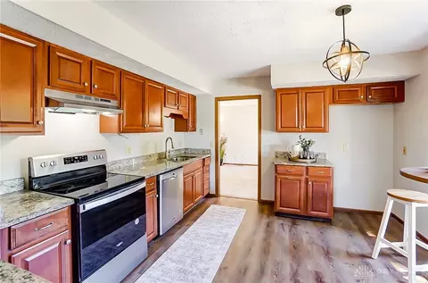 700 Santa Monica Ave, Springfield, OH 45503 photo 5