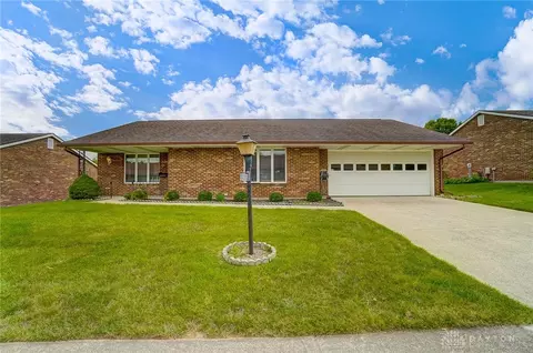 1141 Lindsey Rd, Springfield, OH 45503