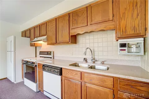 1141 Lindsey Rd, Springfield, OH 45503 photo 11