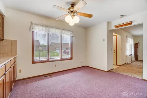 1141 Lindsey Rd, Springfield, OH 45503 photo 12