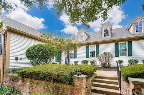 2 Devon Ct #81, Fairfield, OH 45014