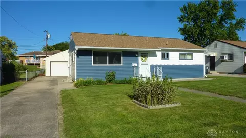1621 Selkirk Rd, Dayton, OH 45432