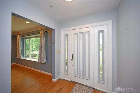 6820 Elbrook Ave, Cincinnati, OH 45237 photo 2