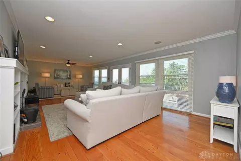 5528 Mapleridge Dr, Cincinnati, OH 45227 photo 7